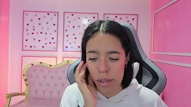 Snapshot of stephania_t chatting on September 25, 11:36 am stephania t online show from September 25, 11:36 am