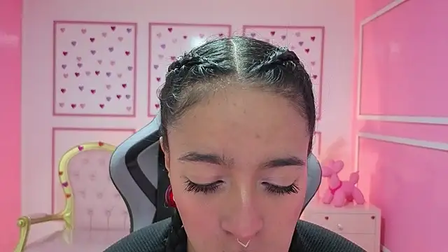 Snapshot of stephania_t chatting on September 27, 12:32 pm stephania t online show from September 27, 12:32 pm