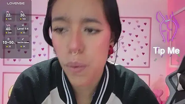 Snapshot of stephania_t chatting on October 1, 11:38 am stephania t online show from October 1, 11:38 am