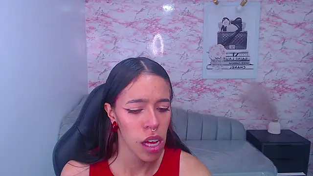 Snapshot of stephania_t chatting on October 4, 2:31 am stephania t online show from October 4, 2:31 am