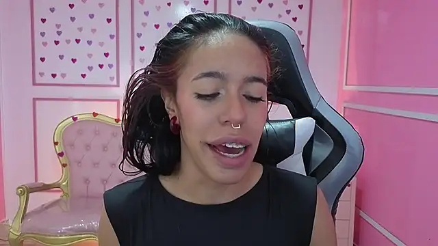 Snapshot of stephania_t chatting on October 11, 11:42 am stephania t online show from October 11, 11:42 am