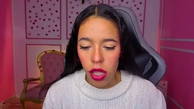 stephania t online show from November 21, 11:53 am