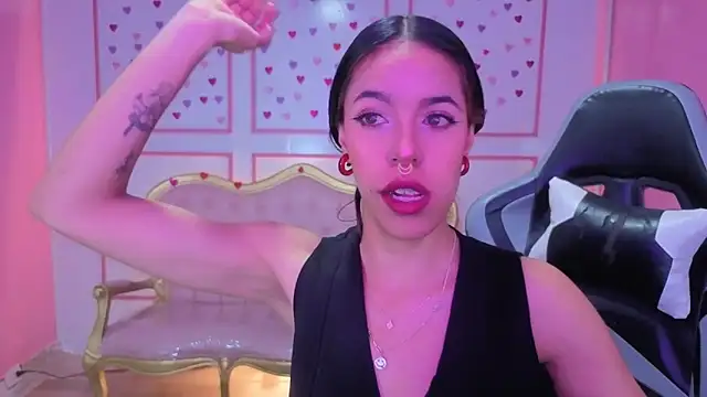 stephania t online show from January 7, 12:07 pm