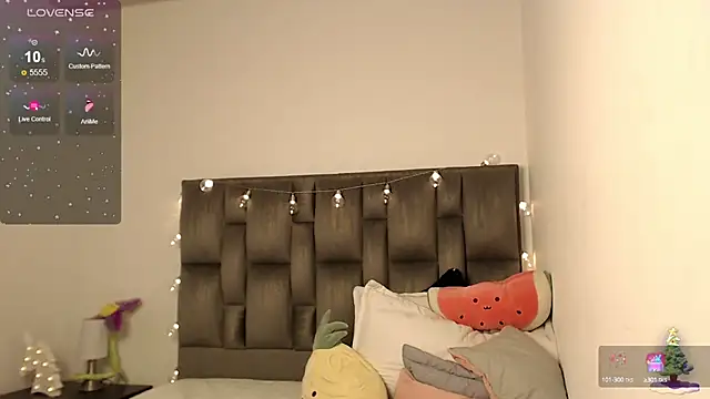 Snapshot of julz_03 chatting on December 17, 9:27 pm julz 03 online show from December 17, 9:27 pm
