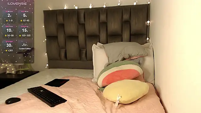Snapshot of julz_03 chatting on December 28, 6:29 pm julz 03 online show from December 28, 6:29 pm