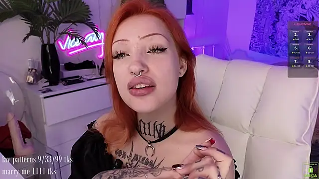 violetviolator online show from October 24, 4:20 am