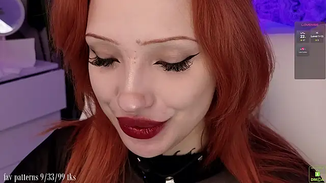 violetviolator online show from November 30, 4:49 am