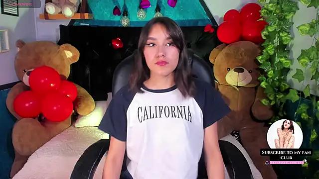  Sophie  miller online show from February 19, 8:10 pm