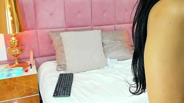 BrunnyGill online show from March 20, 11:23 pm