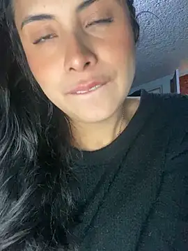 Snapshot of Effyvice13 chatting on October 14, 2:45 am Effyvice13 online show from October 14, 2:45 am