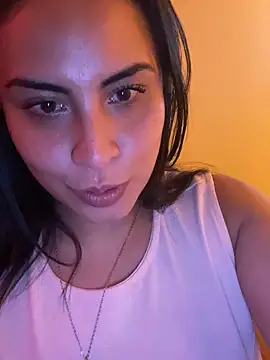 Effyvice13 online show from June 17, 7:44 am