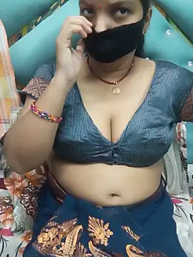 Snapshot of Manjudear chatting on June 21, 5:37 pm Manjudear online show from June 21, 5:37 pm