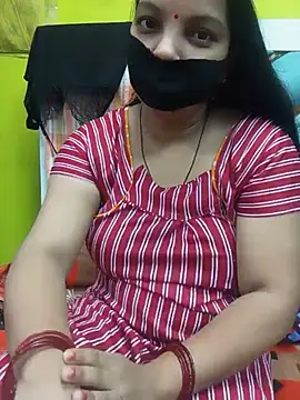 Snapshot of Manjudear chatting on July 28, 1:23 am Manjudear online show from July 28, 1:23 am