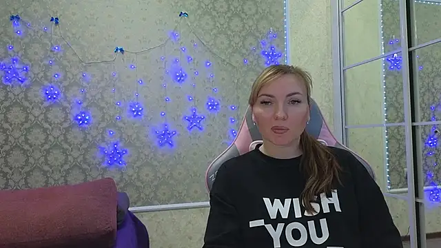 -DIVORA- online show from February 21, 6:59 pm