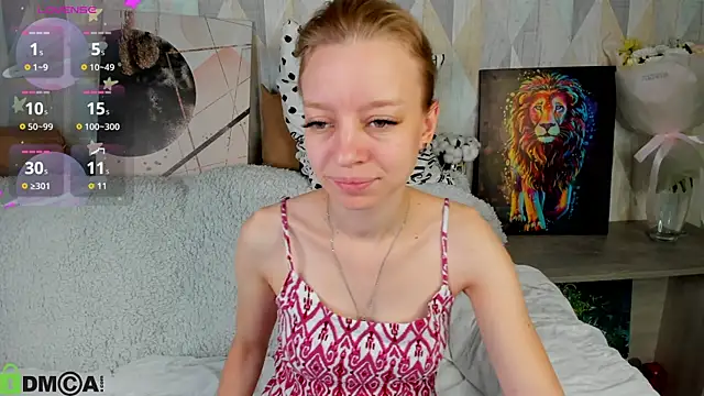 Michelle Blond online show from September 23, 7:55 am