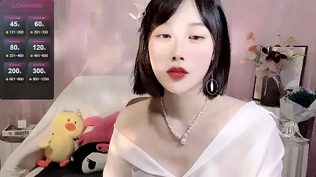 LaoSHI-999 online show from March 11, 7:48 am