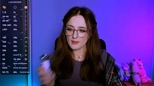 luna berryy online show from November 15, 8:16 pm