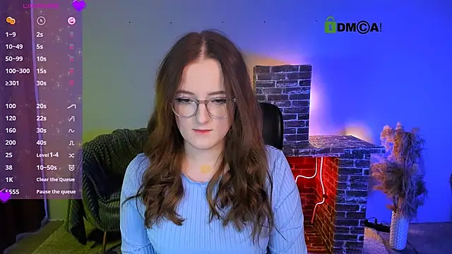 luna berryy online show from January 13, 8:47 pm