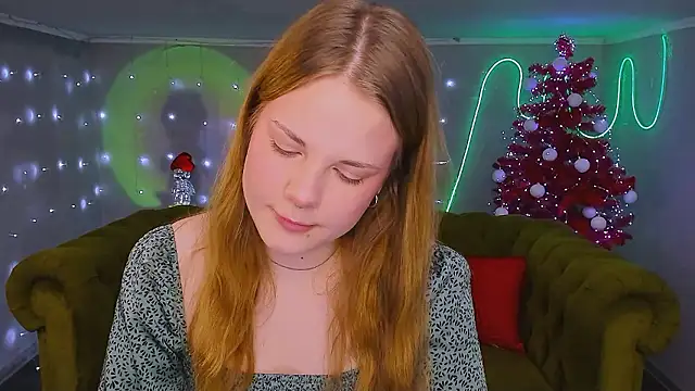 holy kitty online show from December 4, 6:11 am