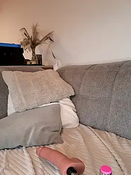 Secret couple  online show from October 20, 5:52 am