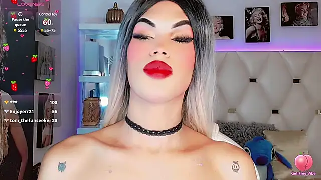 Niccolls Princess online show from January 27, 2:10 am