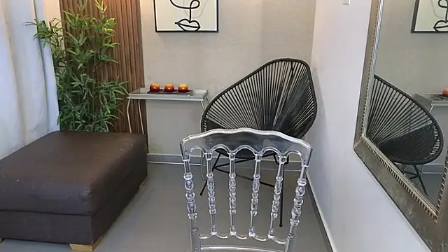 Sharlotte Milk online show from November 3, 10:49 am