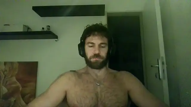 alpha-hunk online show from November 2, 9:39 pm