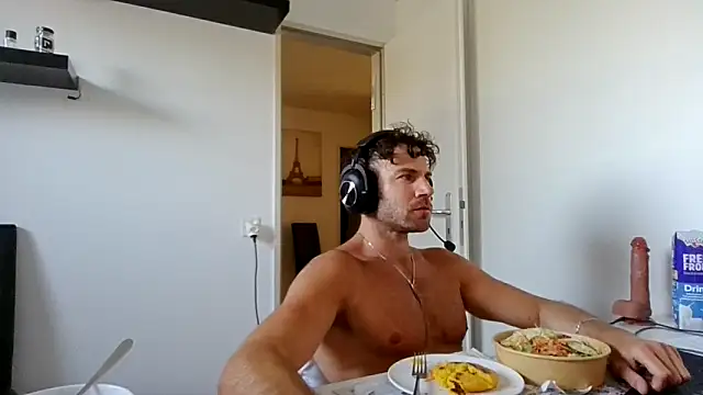 Snapshot of alpha-hunk chatting on May 2, 2:00 pm alpha-hunk online show from May 2, 2:00 pm