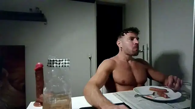 Snapshot of alpha-hunk chatting on May 23, 11:42 pm alpha-hunk online show from May 23, 11:42 pm