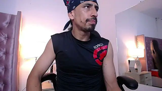 Sr Magnus  online show from October 20, 6:36 am