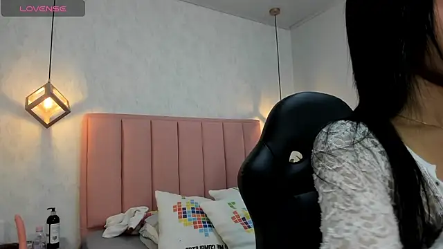 Snapshot of MAYROBERTSS chatting on January 16, 12:20 pm MAYROBERTSS online show from January 16, 12:20 pm