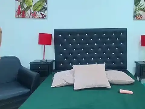 RominaKleiin online show from December 23, 3:44 pm