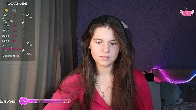 bellaelya online show from February 5, 1:44 pm