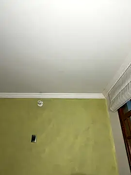 aurora divine online show from September 18, 10:45 pm