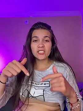 aurora divine online show from February 26, 10:53 pm