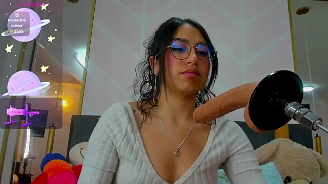 MadyJackson online show from October 4, 11:41 am