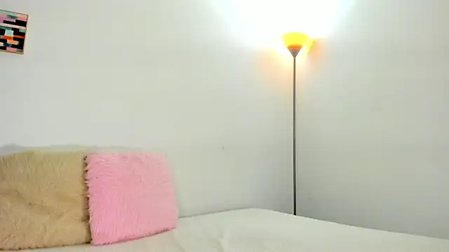 Snapshot of zandycooper chatting on March 5, 7:17 pm zandycooper online show from March 5, 7:17 pm