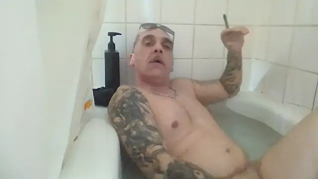 CandiedPompano online show from October 11, 3:17 am