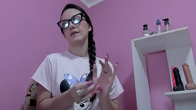 LolaBoobs online show from October 6, 4:43 am