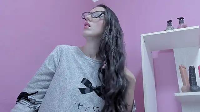 LolaBoobs online show from November 17, 5:13 am