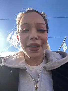 Snapshot of babydolll chatting on September 25, 10:08 am babydolll online show from September 25, 10:08 am