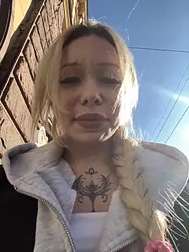 Snapshot of babydolll chatting on September 30, 11:04 am babydolll online show from September 30, 11:04 am