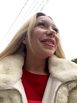 Snapshot of babydolll chatting on October 5, 11:41 am babydolll online show from October 5, 11:41 am