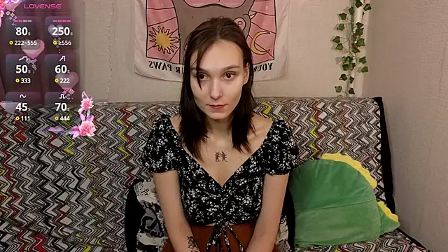 Snapshot of BlytheBlakeway chatting on February 5, 6:26 pm BlytheBlakeway online show from February 5, 6:26 pm
