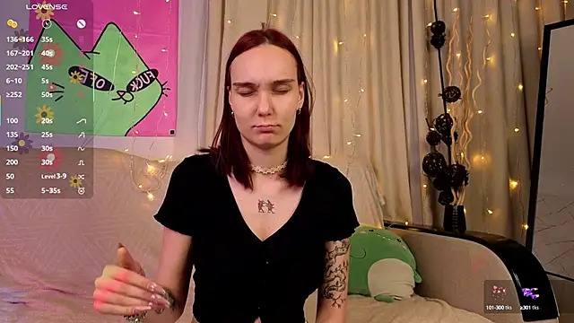 BlytheBlakeway online show from September 19, 7:47 pm
