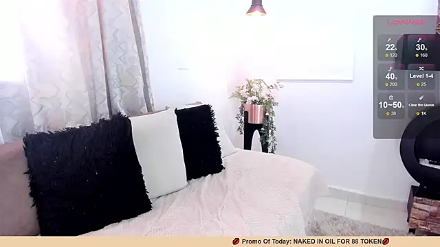 Snapshot of ebbafernandez_ chatting on March 14, 5:57 pm ebbafernandez online show from March 14, 5:57 pm