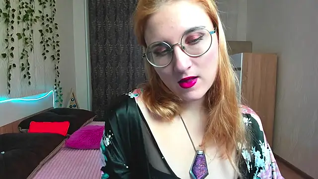 Miss Elsa  online show from December 18, 2:53 am