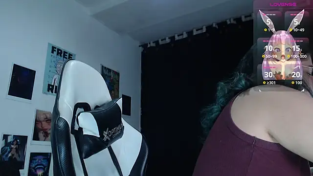 gigiqueen 18 online show from July 29, 2:21 am