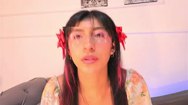 Snapshot of Alyssa_jones chatting on October 21, 4:35 am Alyssa jones online show from October 21, 4:35 am