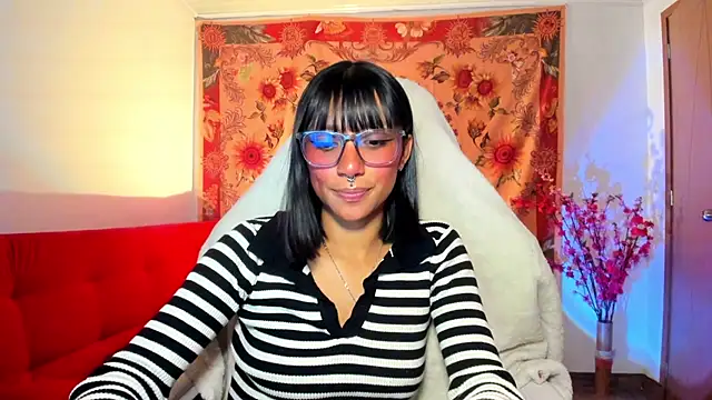 Snapshot of Demeter__ chatting on September 27, 3:44 am Demeter online show from September 27, 3:44 am